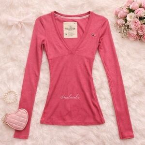 100% Authentic Hollister Ribbed V Neck Henley Pink Size Medium Vintage